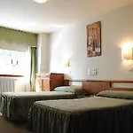 Hostal Palas בית הארחה