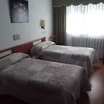 בית הארחה Hostal Palas