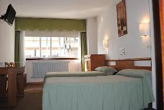 ホスタル パラス 3*