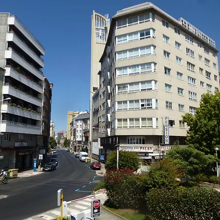 ホスタル パラス ゲストハウス