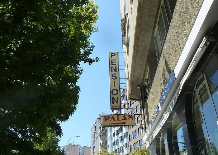 Hostal Palas Гостевой дом Ла-Корунья