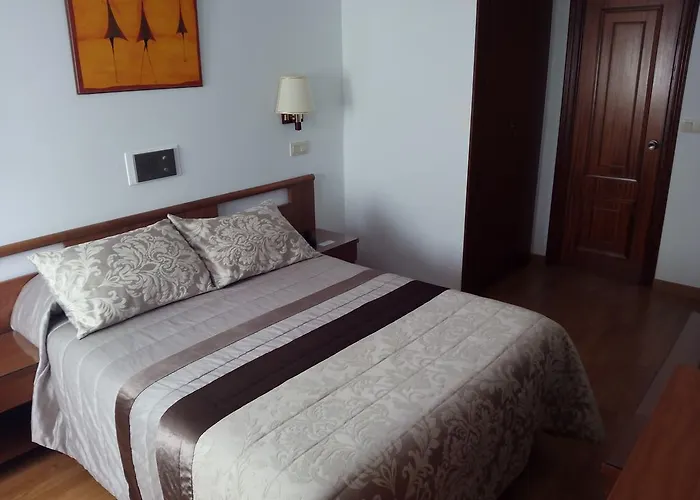 Гостевой дом Hostal Palas Ла-Корунья